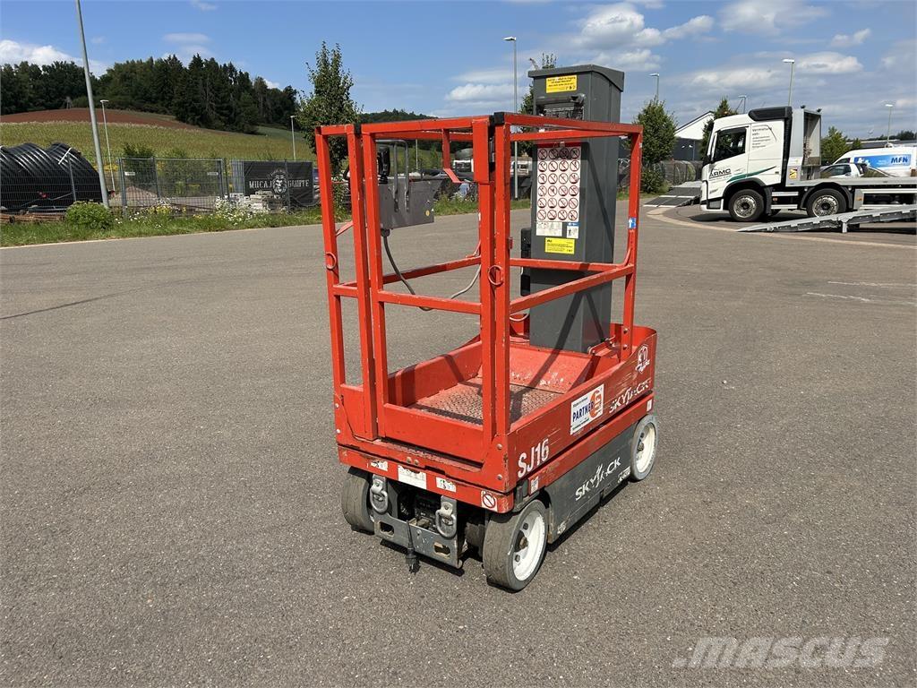 SkyJack SJ16 Compact self-propelled boom lifts