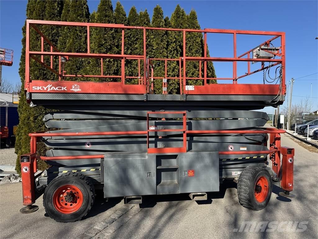 SkyJack SJ9250 Scissor lifts