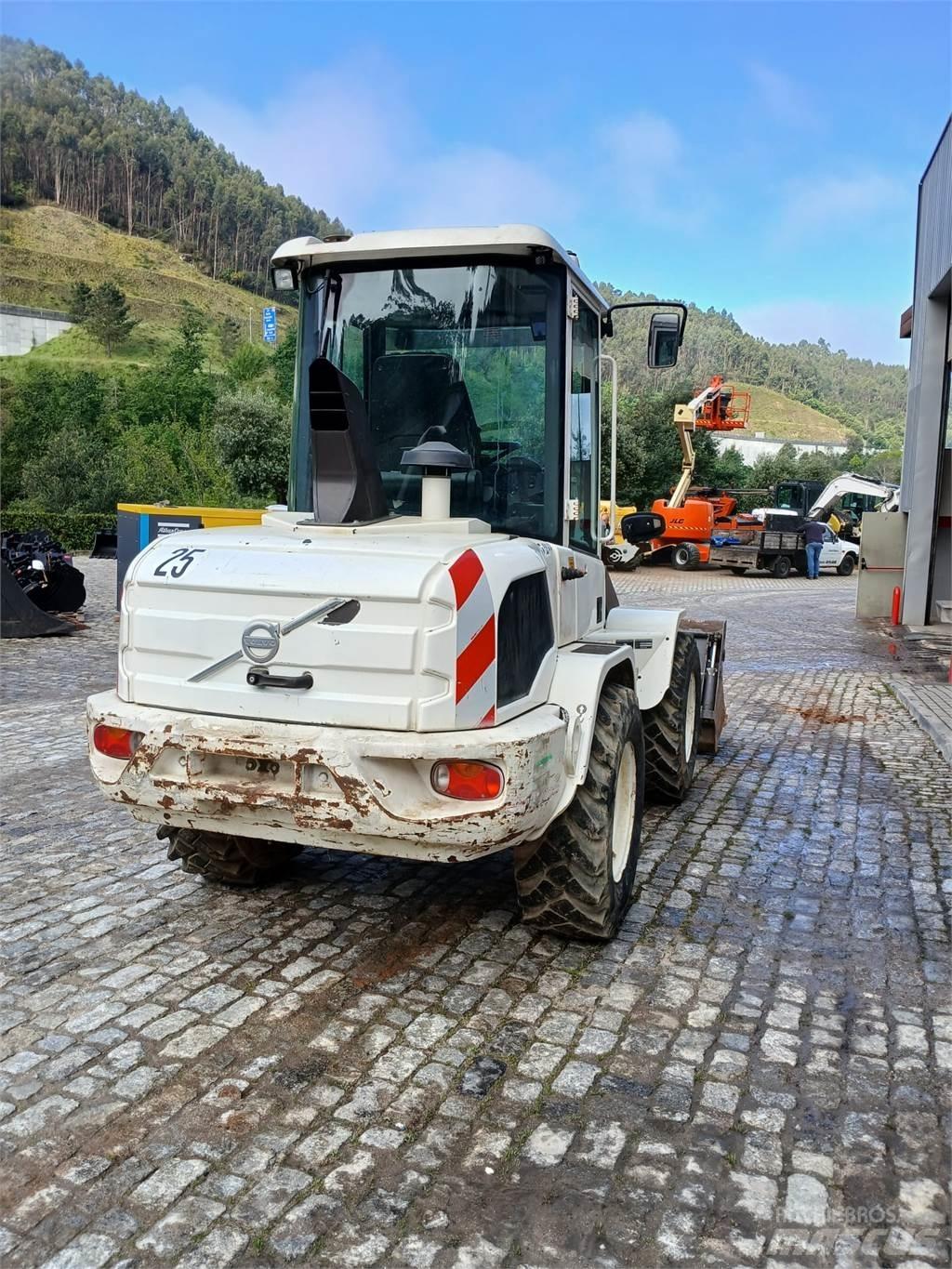 Volvo L30G Construction - Others