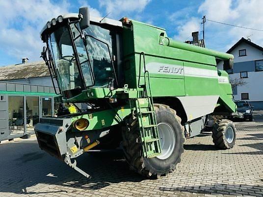 Fendt 5220E Combine harvesters