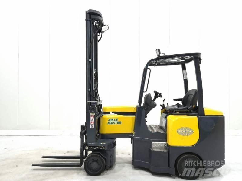 Aisle-Master 15E Narrow aisle truck