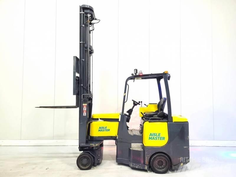Aisle-Master 20SHE Narrow aisle truck