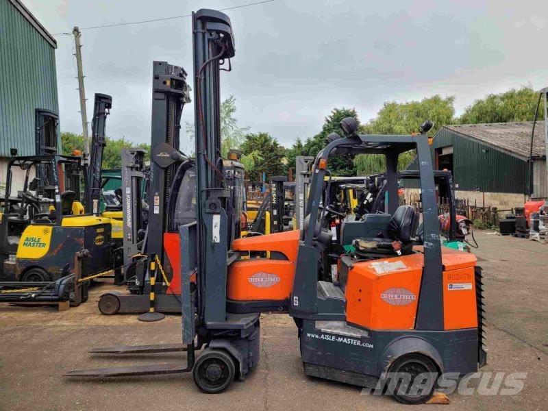 Aisle-Master 20WHE Narrow aisle truck