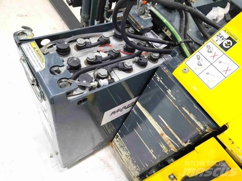 Combilift CS1500 Self propelled stackers
