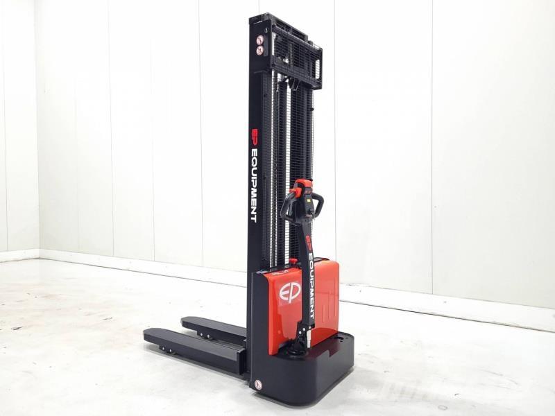 EP ESL122 3.6 Hand pallet stackers