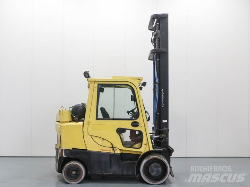 Hyster S7.00FT LPG trucks