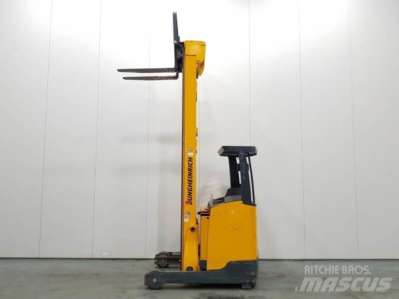 Jungheinrich ETV216 Reach trucks