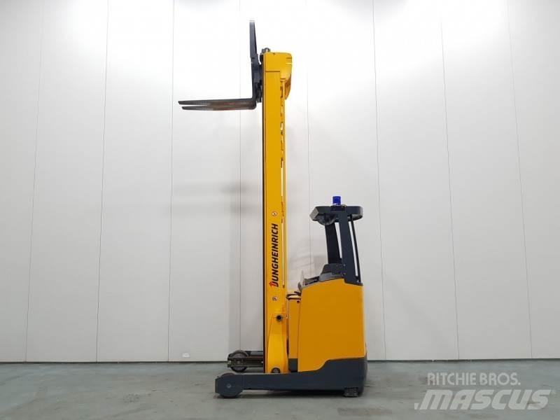 Jungheinrich ETV318 Reach trucks