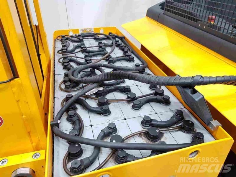Jungheinrich ETV325 Reach trucks