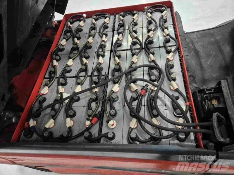 Linde E30L-01 Electric forklift trucks