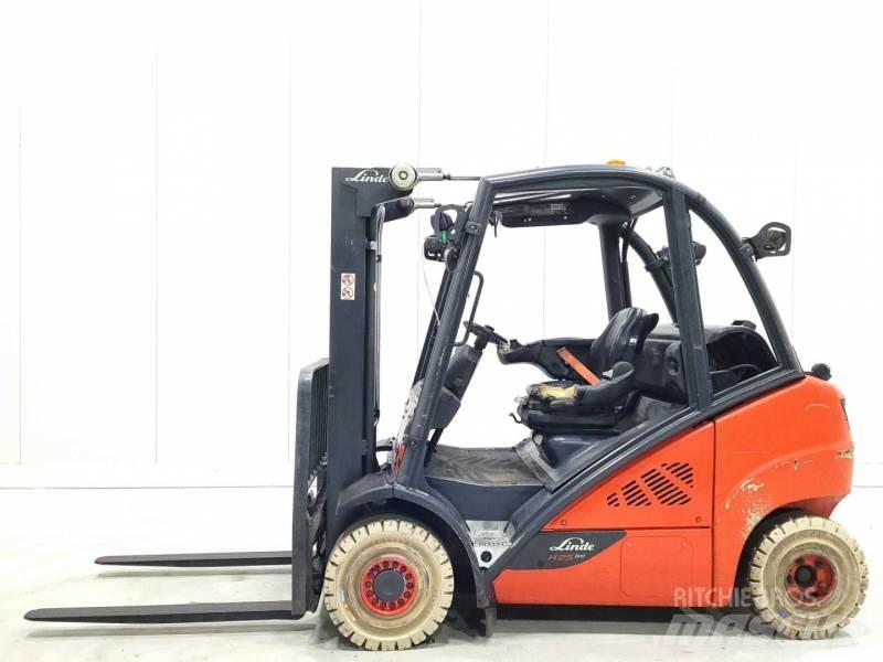 Linde H25T LPG trucks