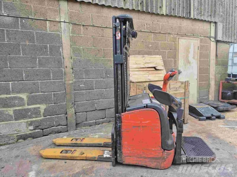 Linde L14 AP Hand pallet stackers