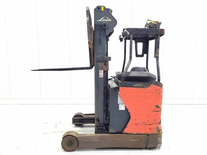 Linde R14N-01 Reach trucks