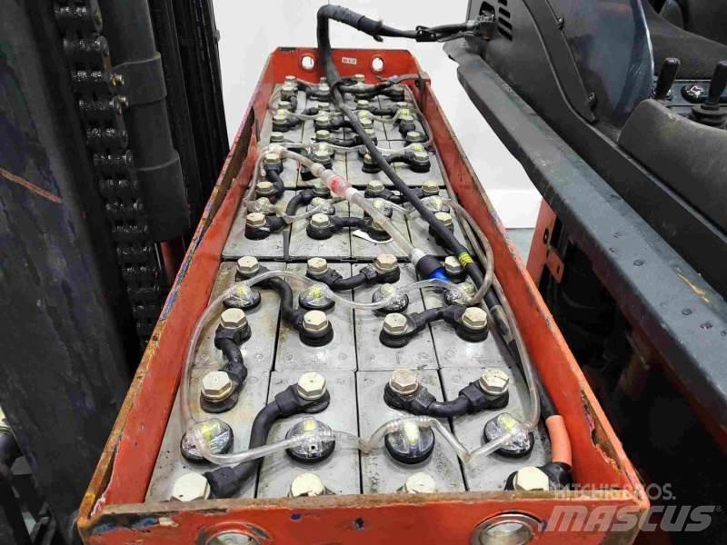 Linde R16 115 Reach trucks