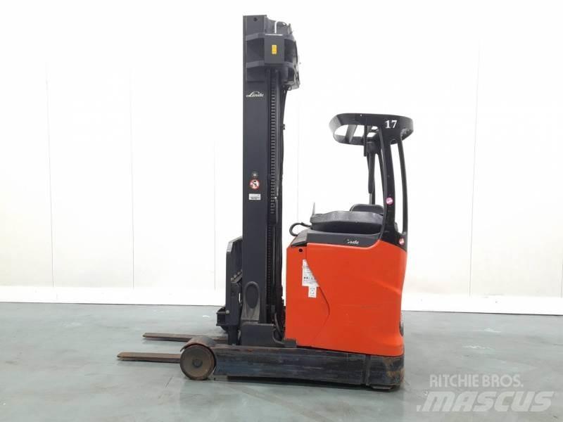Linde R16HD-01 1120 Reach trucks