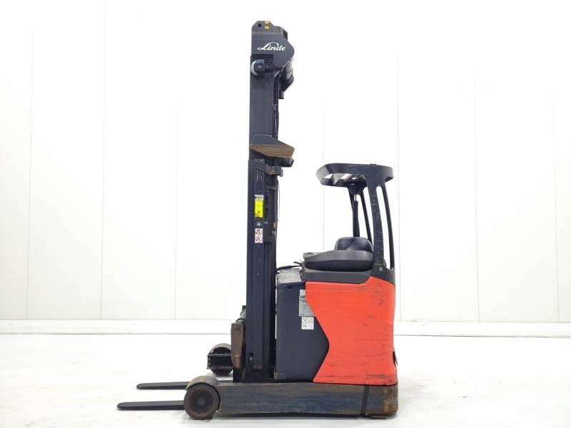 Linde R16N-01 Reach trucks
