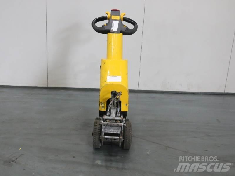 OTHER VEHICHLE SM100 PLUS Material Handling - Others