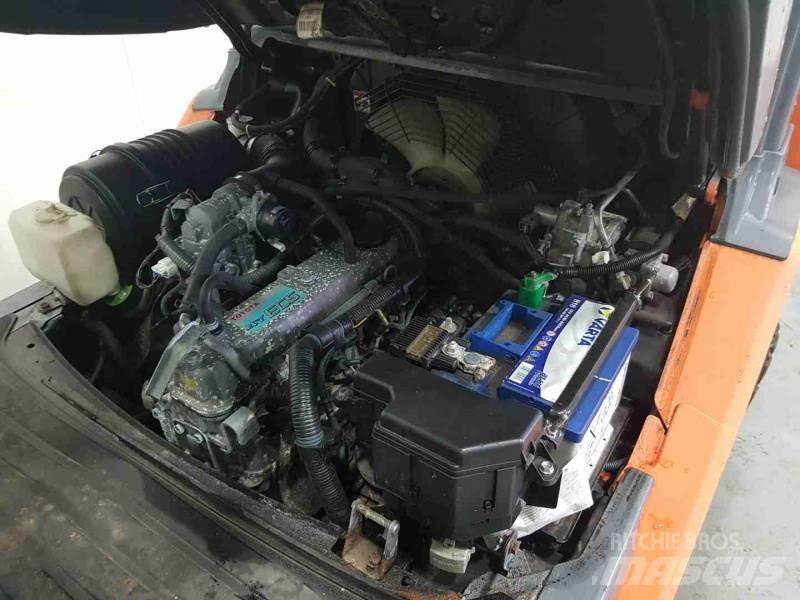 Toyota 8FGF30 LPG trucks