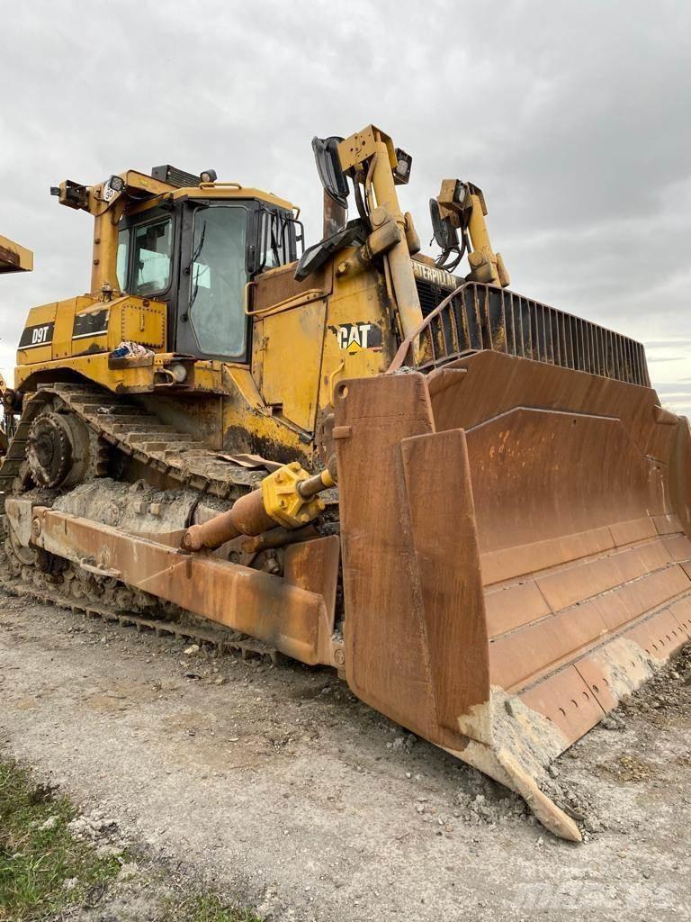 CAT D9T Crawler dozers