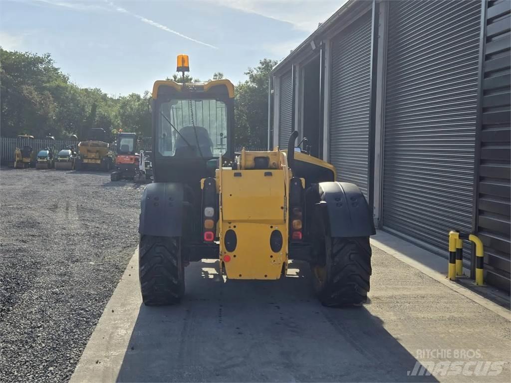 JCB -- Telescopic handlers