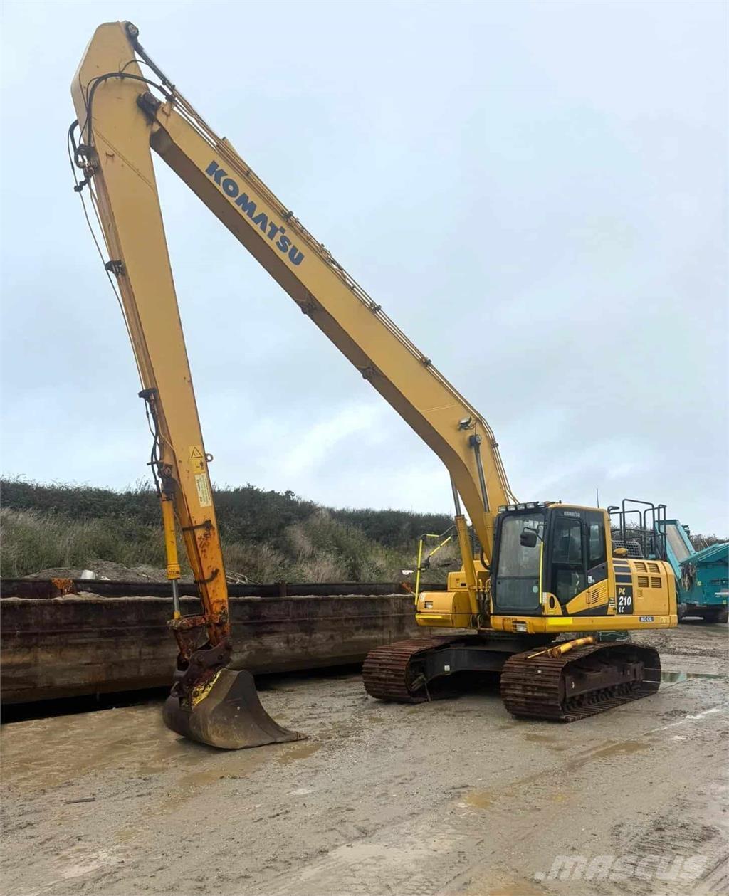 Komatsu -- Midi excavators  7t - 12t