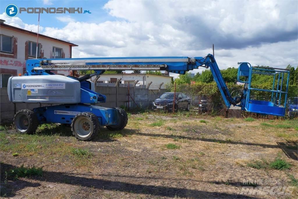 Genie S-65 Telescopic boom lifts
