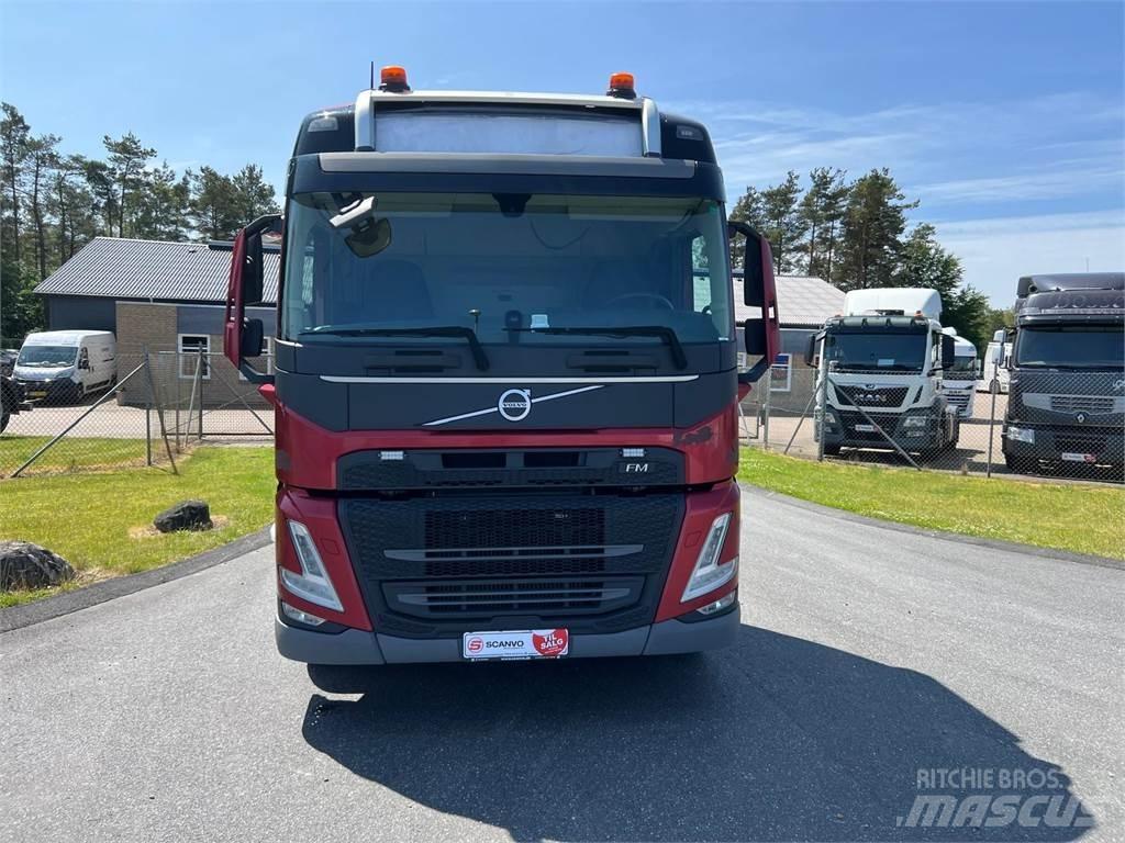 Volvo FM430 6x2*4 Cable lift demountable trucks