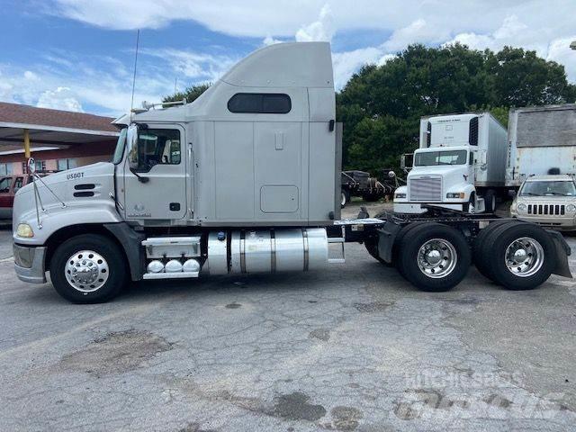 Mack CXU613 Tractor Units