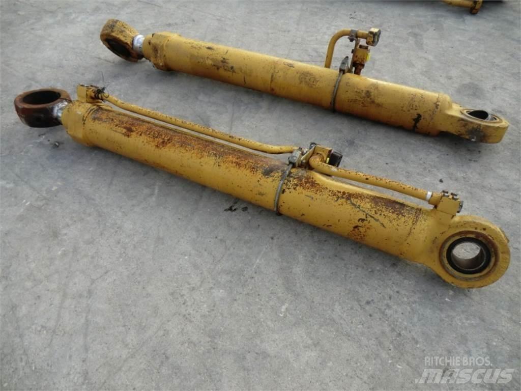 CAT 231D Construction - Others