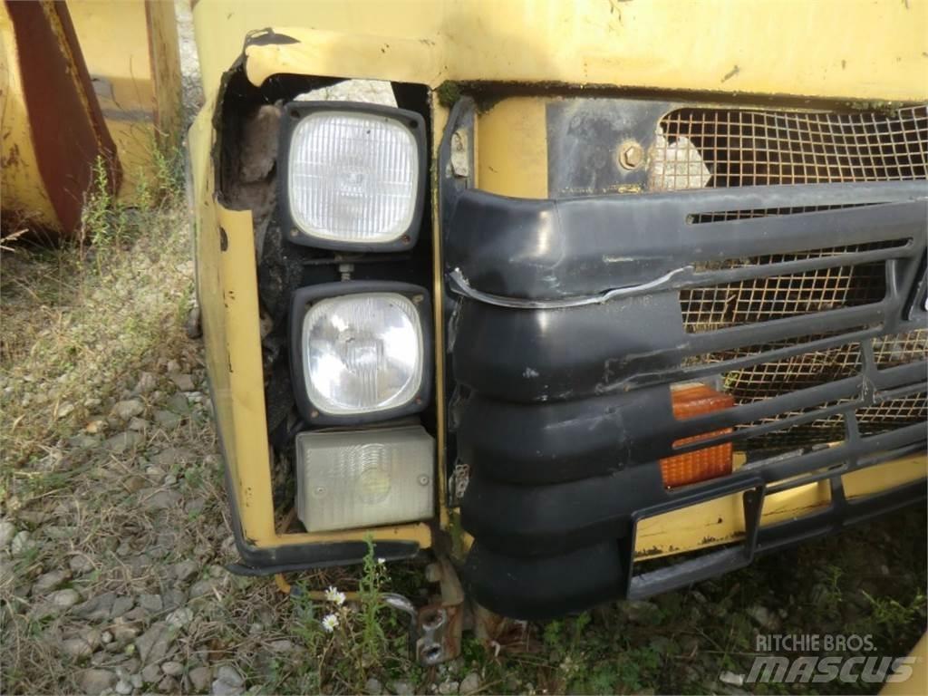CAT 323D Construction - Others