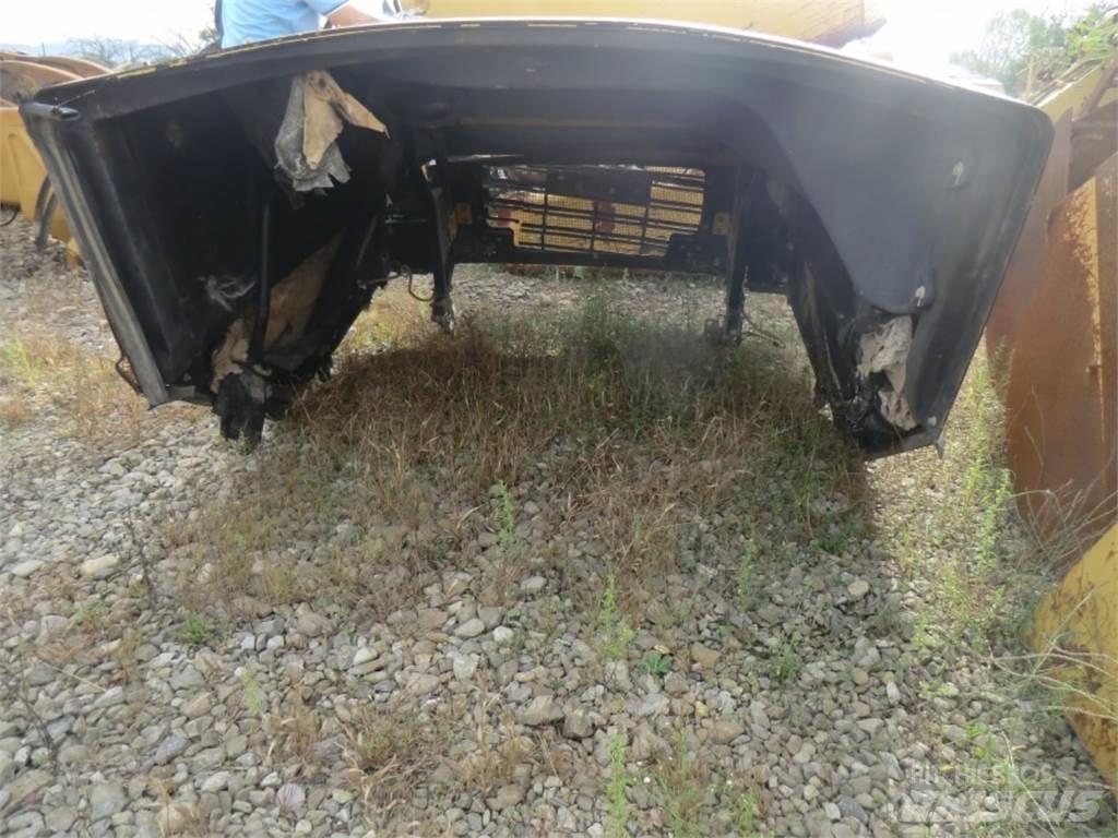 CAT 323D Construction - Others