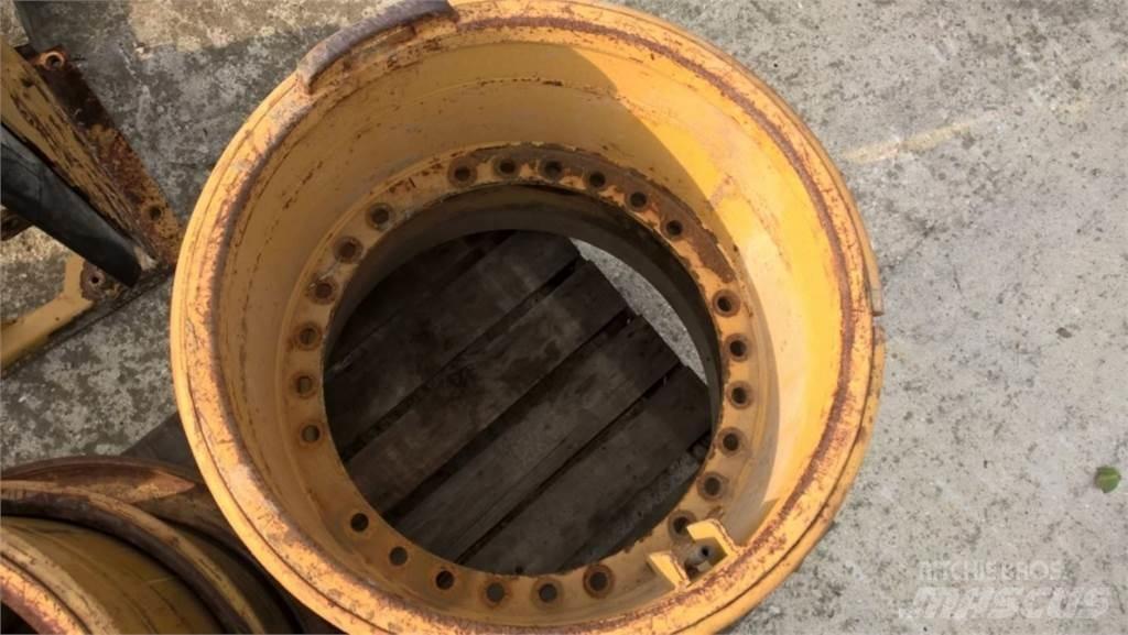 CAT 735 Construction - Others