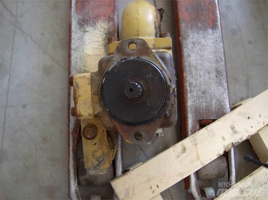 CAT 826C Construction - Others