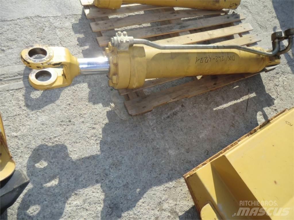 CAT 962H Construction - Others