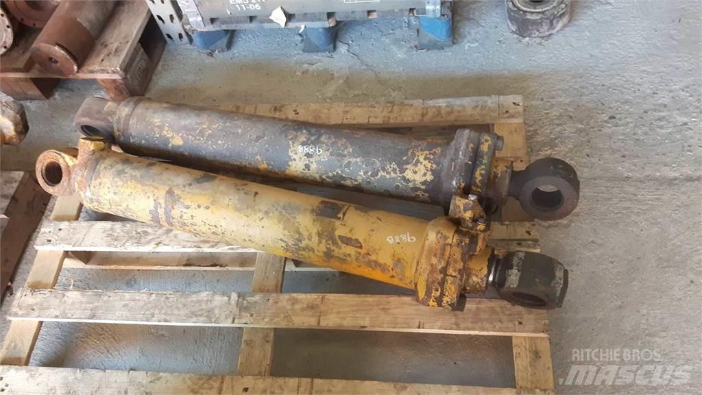 CAT 988B Construction - Others