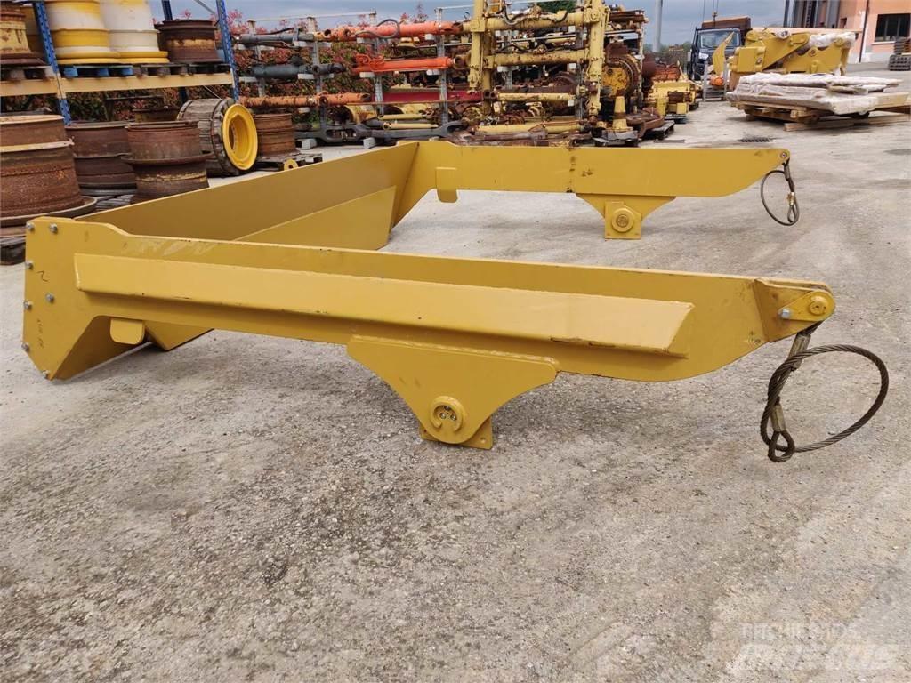 CAT 988G Construction - Others