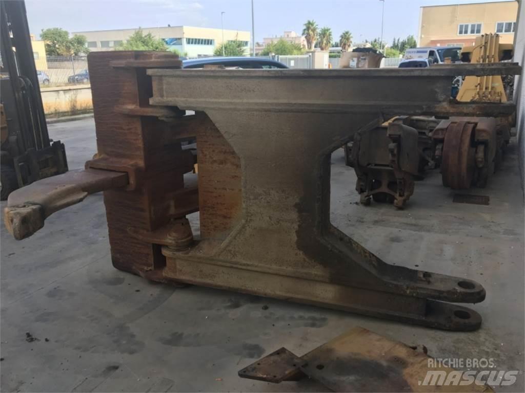 CAT  D8L Construction - Others