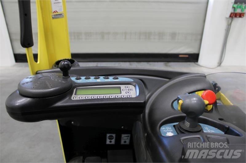 Hyster R2.0 Reach trucks