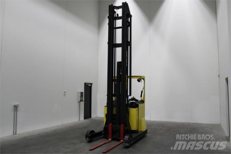 Hyster R2.0 Reach trucks