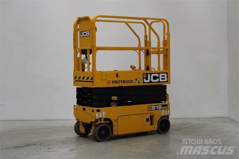 JCB S1930E Scissor lifts