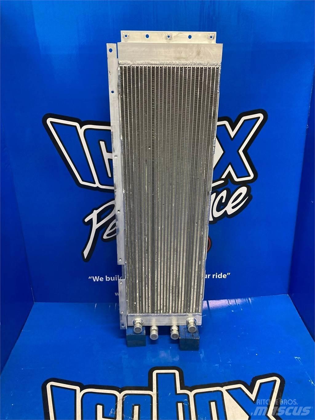 CASE 921B Radiators