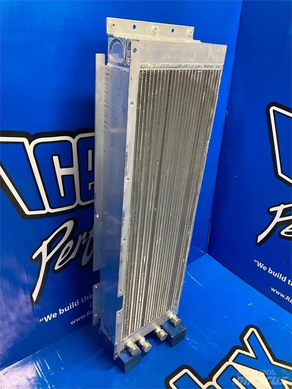 CASE 921B Radiators