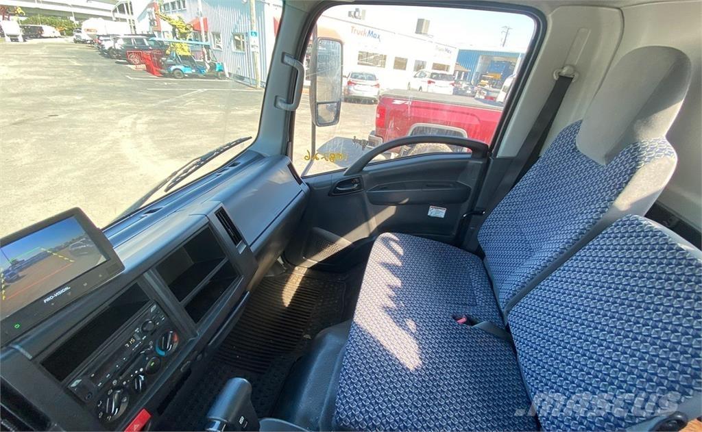 Isuzu NRR Waste trucks