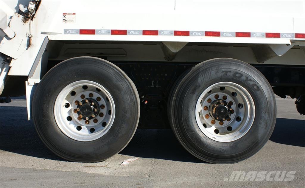 Mack TE64 Waste trucks