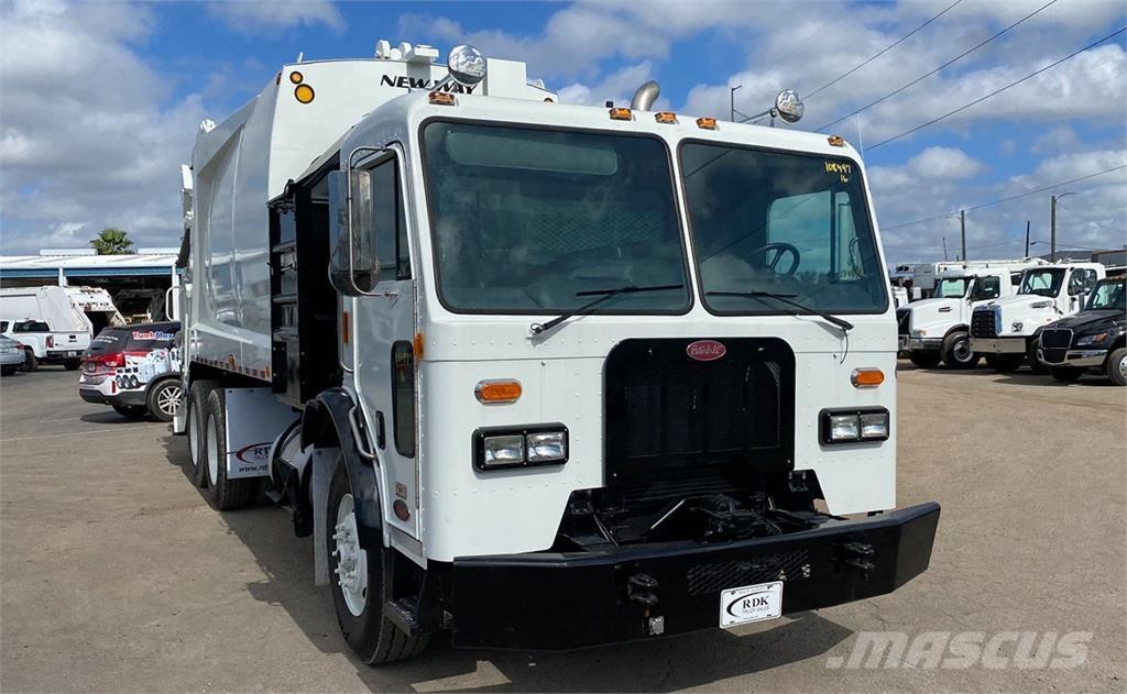 Peterbilt 320 Waste trucks