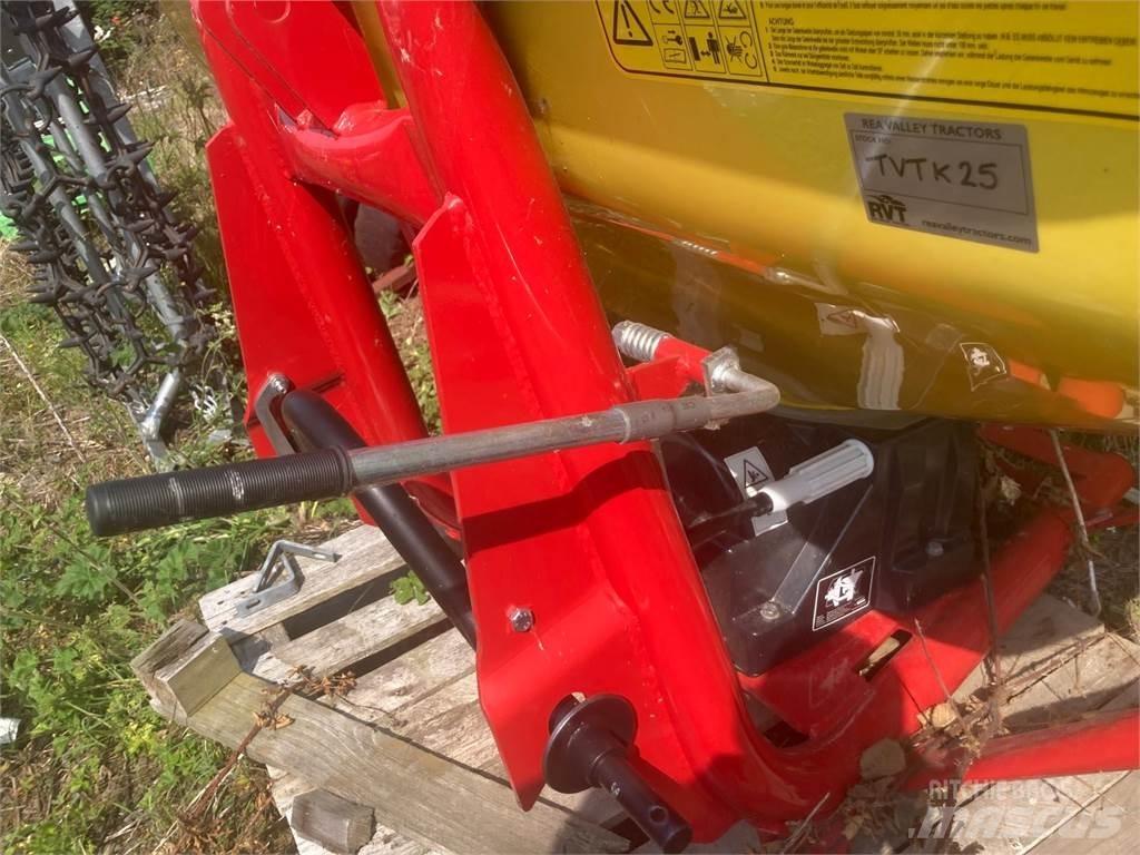  Cosmo Manure spreaders
