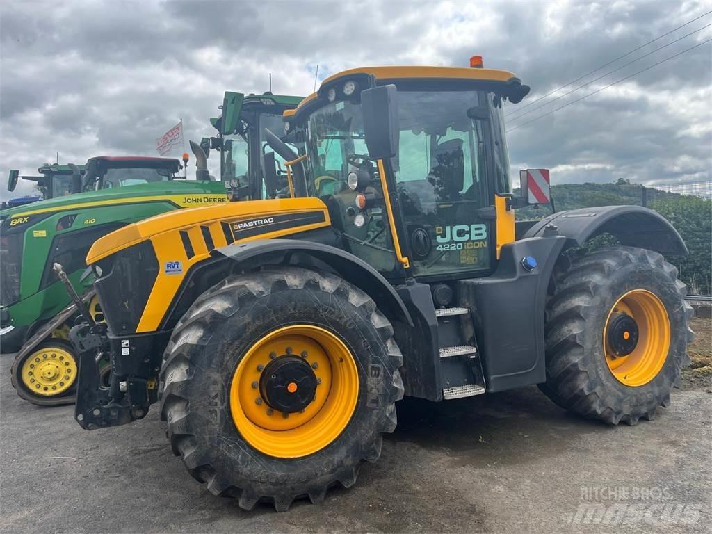 JCB 4220 Other livestock machinery and accessories
