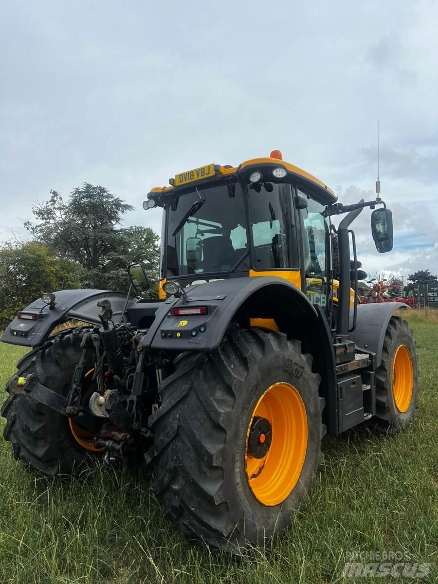 JCB 4220 Tractors