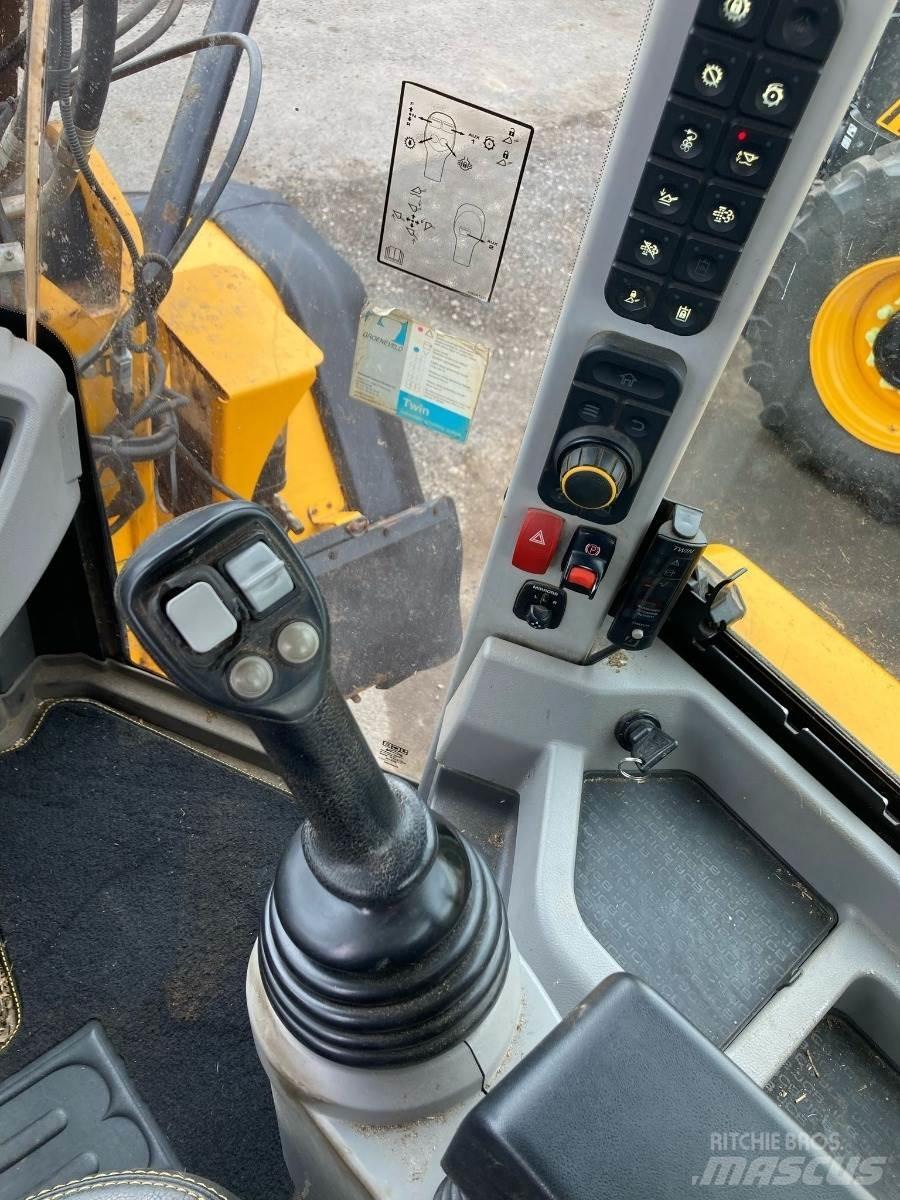 JCB 435S Telehandlers for agriculture