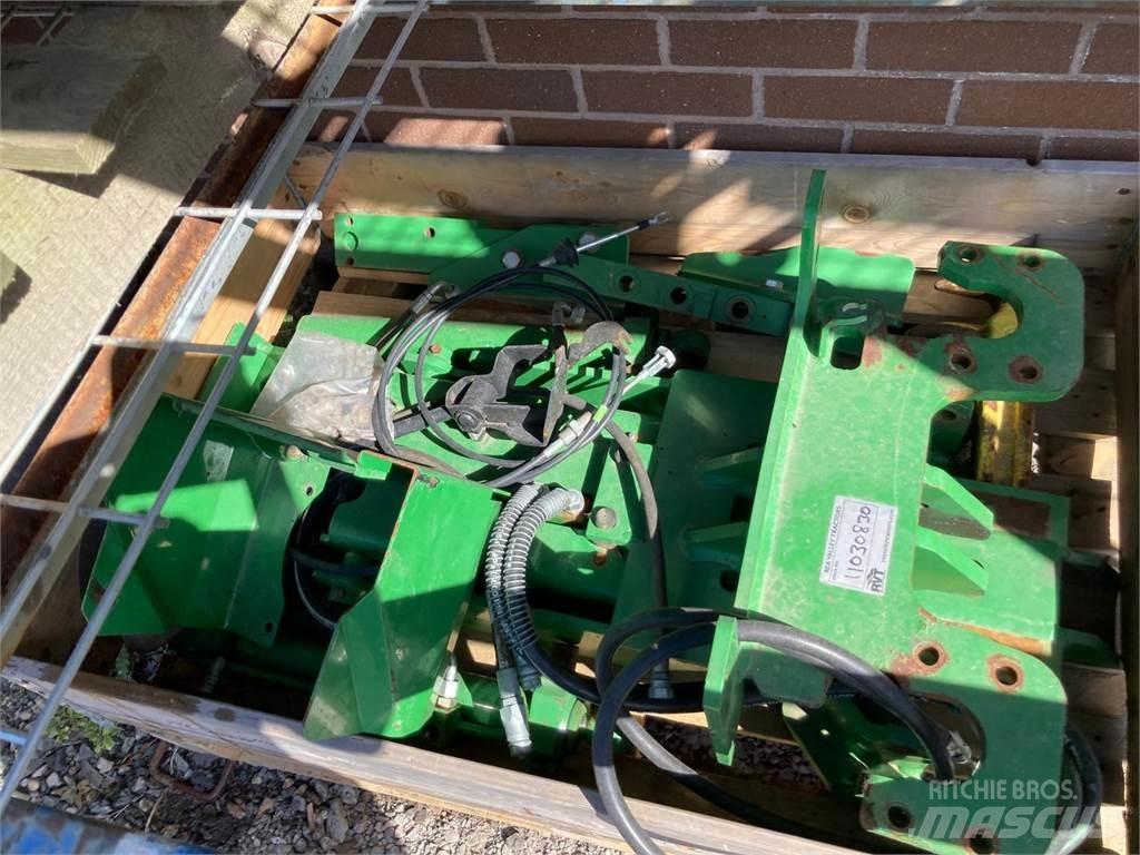 Lynx  Other tractor accessories